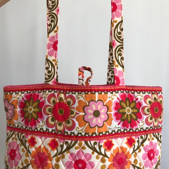 Vera Bradley Tote - Picture 2 of 8